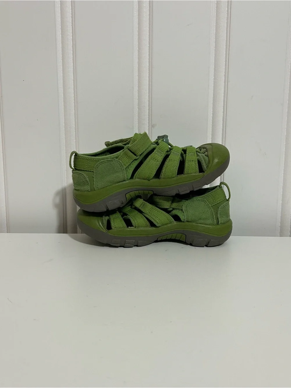 Keen Newport green grey sandals